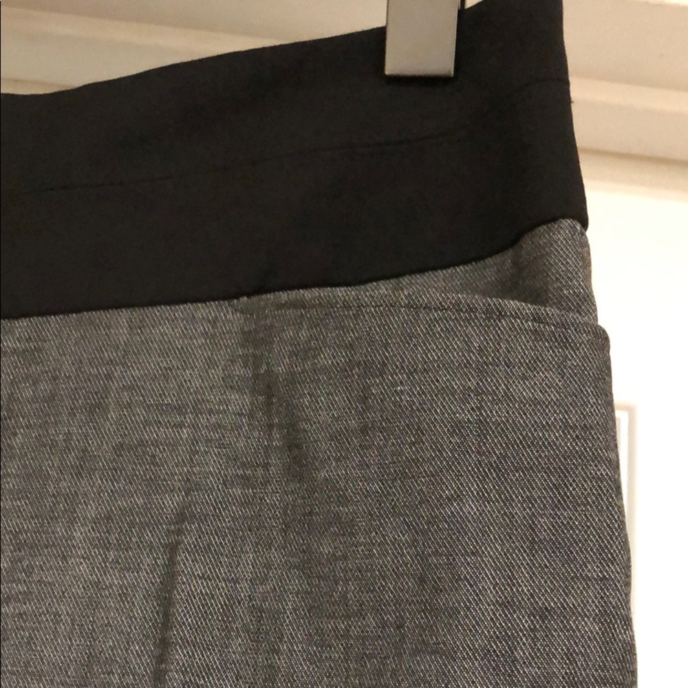 Express Gray Women's Shorts - Picture 7 of 15